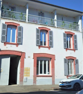 Tarbes Immeuble résidentiel labelisé et classé Proche des Halles Marcadieu et Brauhauban et du Parc des expositions - Appartements Appaloosa T2 Rdc et Pyrénéa T2 au 1er étage avec terrasse couverte -P
